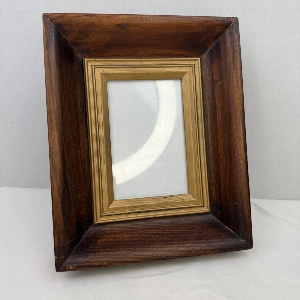 Vintage Dark Walnut Wood Picture Frame Gold Trim 4x6 Tabletop Wall Mount Decor